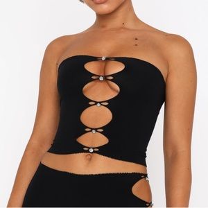 Triggered Crop in black